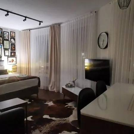 Trg - Square Apartman Tuzla